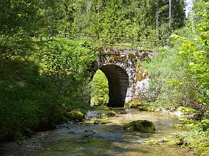 pont des serettes foncine le bas