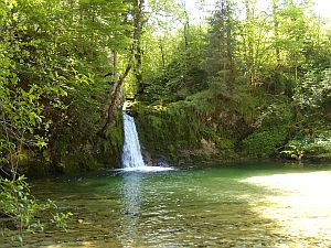 cascade des serettes foncine le bas